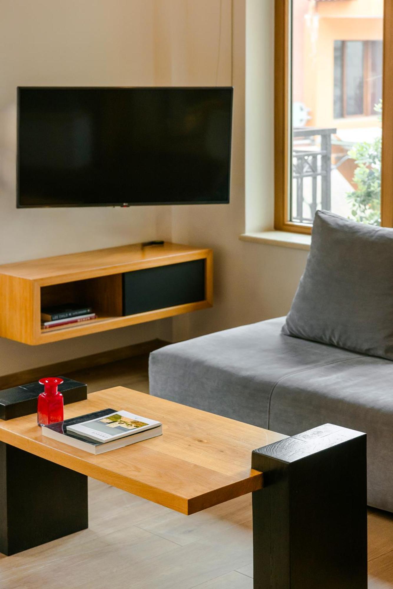 Querini Luxury Suites Chrissi Akti Chania Exterior foto
