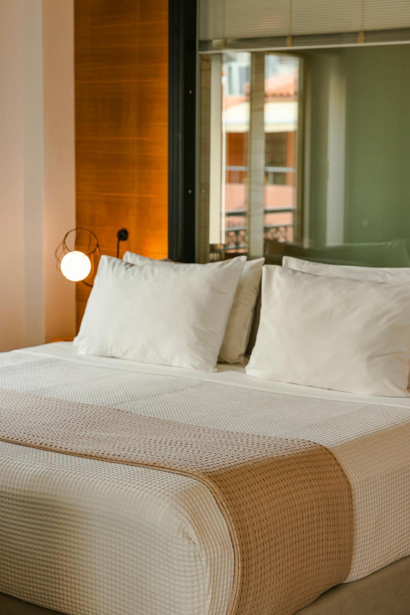 Querini Luxury Suites Chrissi Akti Chania Exterior foto